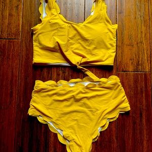 SHEIN bathing suit two piece! Size med